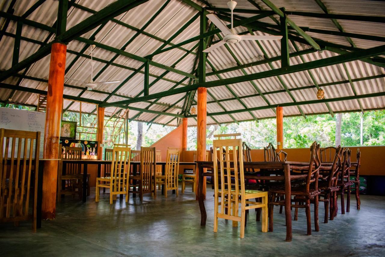 Sarada Beach Resort Yala Tissamaharama Exterior photo